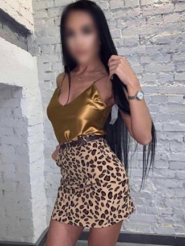 Алина Принимаю У Себя фото 2