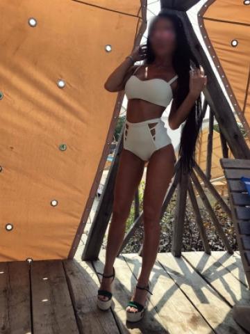 Алина Принимаю У Себя фото 3